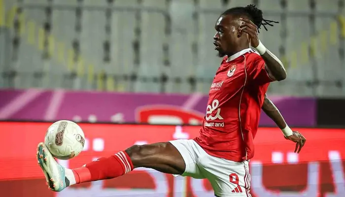 بين الانتقادات والأرقام.. ماذا قدم آيلتسين كامويش مع الأهلي حتى الآن؟