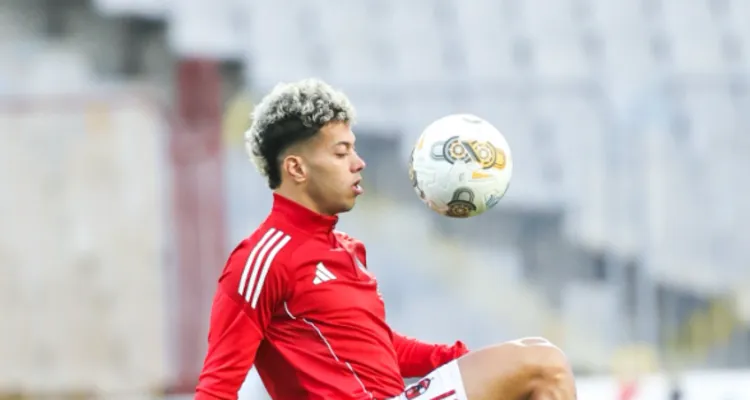 5 شروط صارمة من الأهلي لتعديل عقد إمام عاشور.. بينها الالتزام و الوكيل