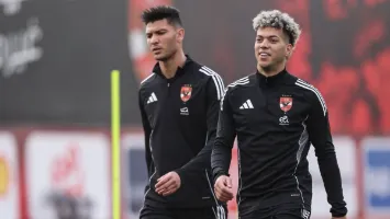 أول رسالة من إمام عاشور للاعبي الأهلي بعد عودته إلى التدريبات