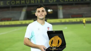 الأهلي يحسم موقفه النهائي من التعاقد مع جناح بتروجيت بدر موسى