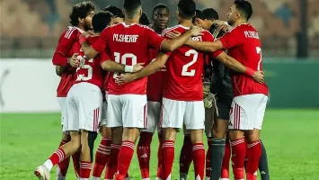 مهاجمان من إفريقيا يدخلات اهتمام الأهلي قبل إغلاق القيد