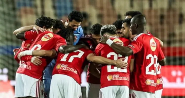 قرار مفاجئ داخل الأهلي خلال شهر رمضان.. الالتزام أو العقوبة