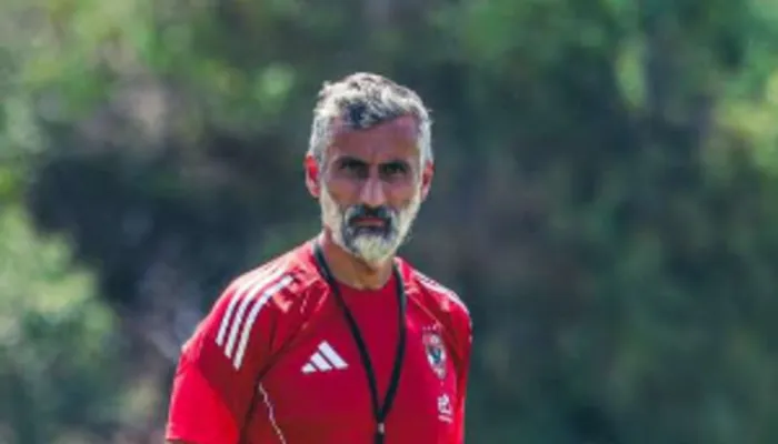 أول تحرك من الأهلي بشأن أزمة ريبيرو