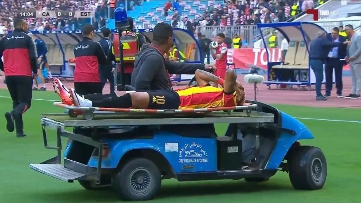 خرج على نقالة.. إصابة قوية للاعب الترجي التونسي قبل مواجهة الأهلي