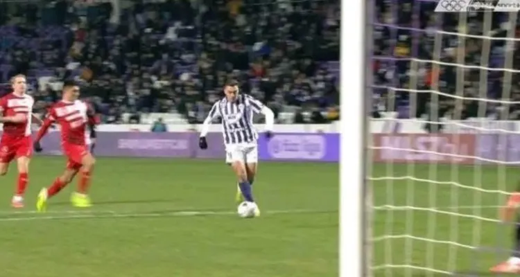 فيديو | جراديشار يسجل ويقود أويبشت للفوز على ديوسجيور في الدوري المجري