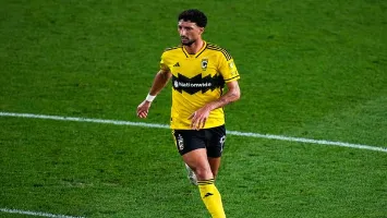 فيديو | هدف جديد لوسام أبو علي يُقرب الأهلي من مليون دولار.. والعداد يتحرك