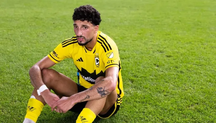 "سبب يمنع ذلك".. حقيقة تفكير الأهلي في عودة وسام أبو علي