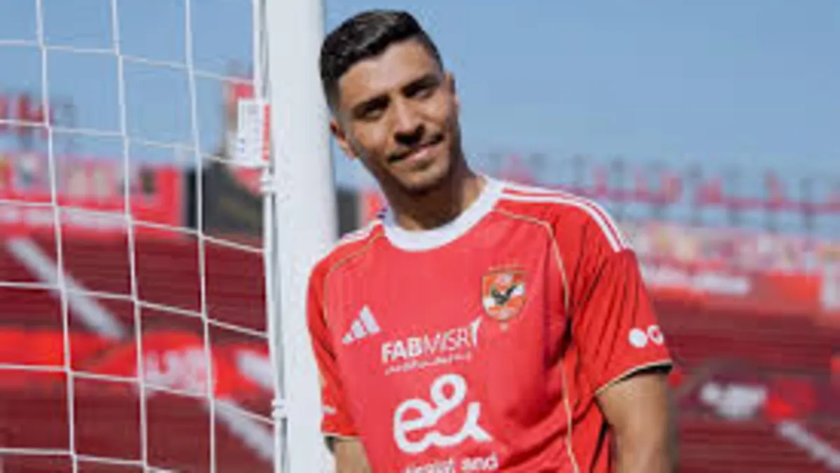 فرصة ذهبية أمام محمد شريف.. هدافو مباراة الأهلي وسموحة قبل لقاء الدوري المصري