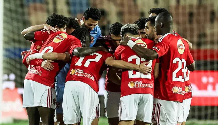 عودة لاعب مهم تدعم الأهلي أمام زد في الدوري المصري