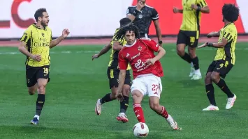 الأهلي يحسم مصير مروان عثمان.. الاستمرار أم العودة لناديه؟