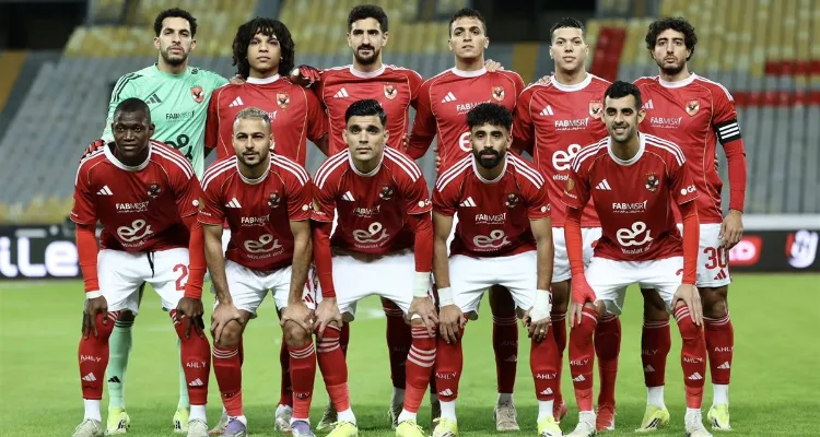 صورة | بحضور أحد الراحلين.. إفطار جماعي لنجوم الأهلي بعد الفوز على سموحة