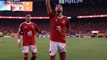 وسام أبو علي يبلغ الأهلي بقراره النهائي بشأن عودته من جديد