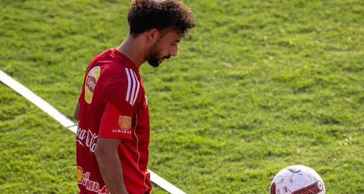 بعد رحيله إلى الكرمة.. ماذا قدم أحمد عبد القادر مع الأهلي في 5 سنوات؟