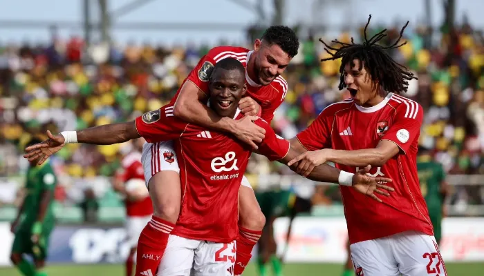 تألق لافت للاعب الأهلي قبل مواجهة شبيبة القبائل الجزائري