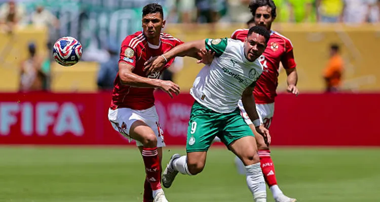 قرار مفاجئ من أشرف داري بشأن أزمته مع الأهلي