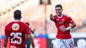 بن شرقي وزيزو في الصدارة.. أكثر اللاعبين صناعة لأهداف الأهلي في الدوري المصري