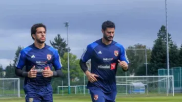 الأرقام تجيب.. من الأجدر بحراسة مرمى الأهلي هذا الموسم؟