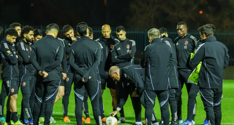 كواليس بعثة الأهلي في تونس.. حماس توروب ووعود اللاعبين قبل مواجهة الترجي