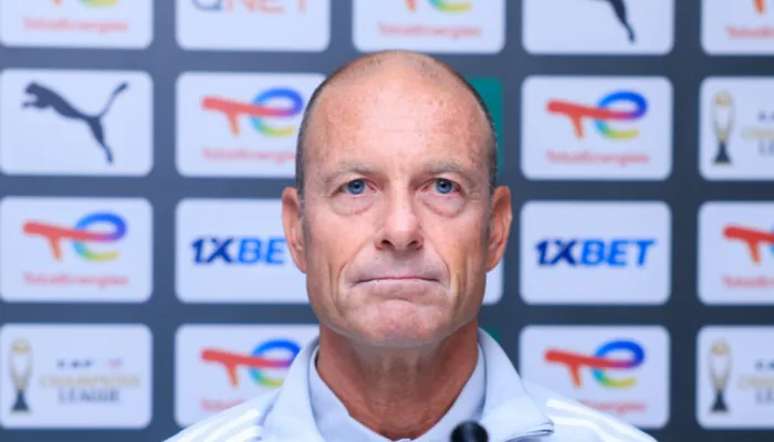 "ديربي إفريقي"..  توروب يتحدث عن مواجهة الأهلي والترجي ويدافع عن الشناوي