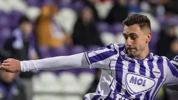 بدون مساهمة.. جراديشار يشارك في تعادل أويبشت بالدوري المجري