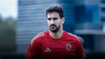 مفاجأة بشأن بن رمضان.. كواليس معسكر الأهلي في تونس قبل مواجهة الترجي