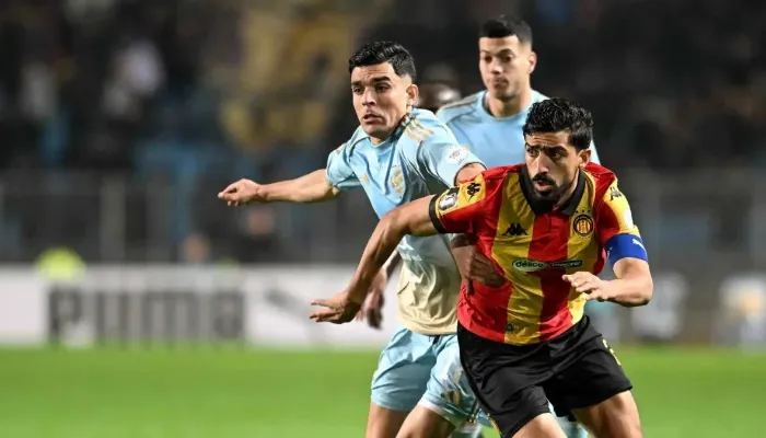 تصل لـ3 مباريات.. لاعب الأهلي مهدد بعقوبة قاسية من كاف