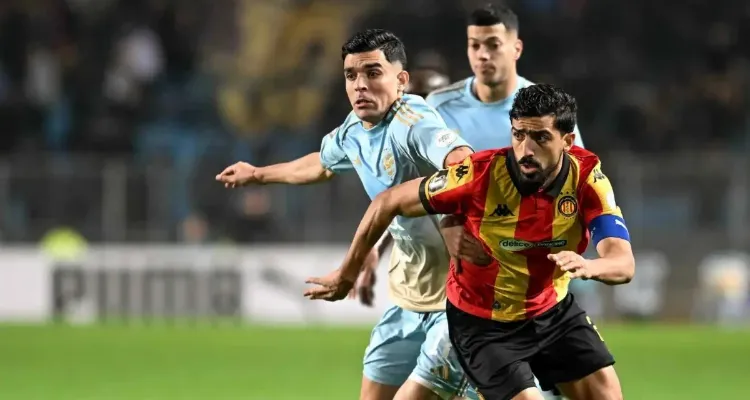 عاجل | تصل لـ3 مباريات.. لاعب الأهلي مهدد بعقوبة قاسية من كاف