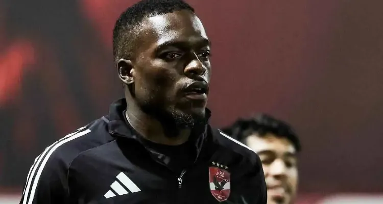 توروب يبلغ إدارة الأهلي بقرار مهم بشأن مستقبل كامويش