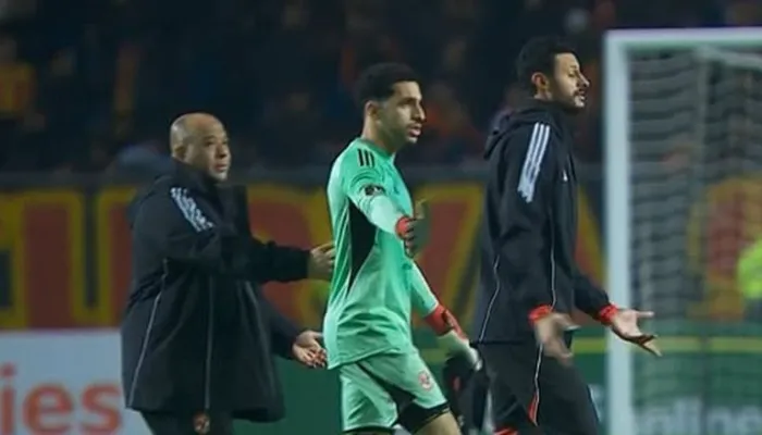 مفاجأة في حراسة الأهلي أمام الترجي.. توروب يختار بين الشناوي وشوبير