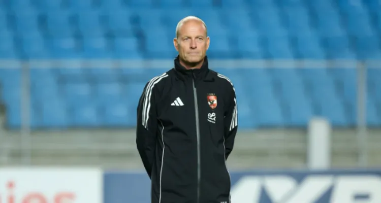 قرار مفاجئ من توروب بشأن حارس الأهلي قبل مواجهة الترجي التونسي