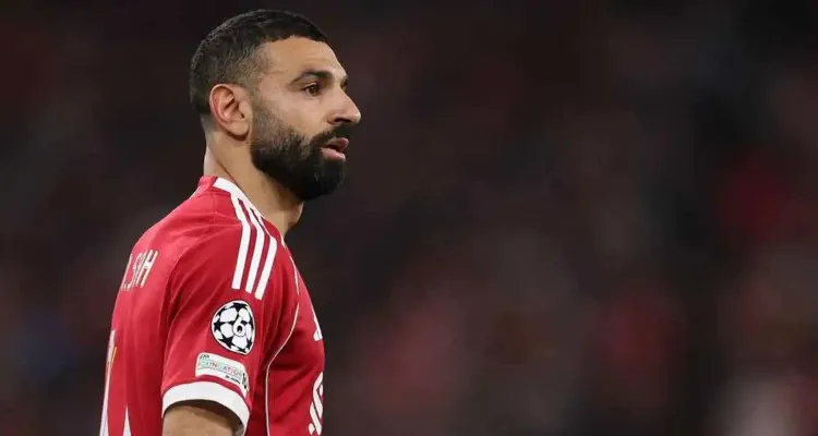 مفاجأة في منتخب مصر.. لاعب الأهلي يقترب من تعويض محمد صلاح