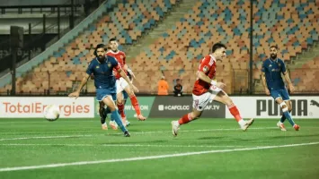 كواليس صادمة.. لاعب وحيد ينجو من عقوبات الأهلي بعد الانهيار أمام الترجي