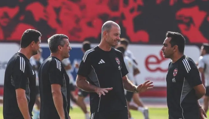 كواليس قانونية معقدة.. خطوة واحدة قد تشعل أزمة الأهلي مع توروب