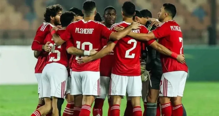 الأهلي يستقر على عودة ثلاثي الفريق المعار
