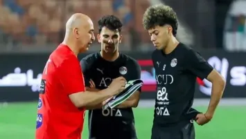 جلسة خاصة بين إمام عاشور وحسام حسن.. ماذا دار؟