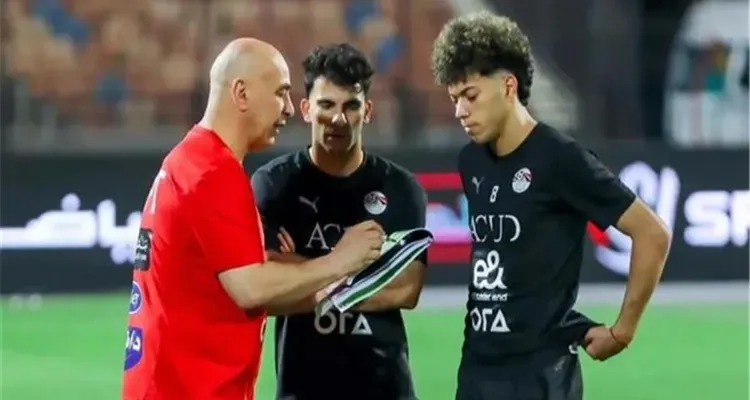 جلسة خاصة بين إمام عاشور وحسام حسن.. ماذا دار؟