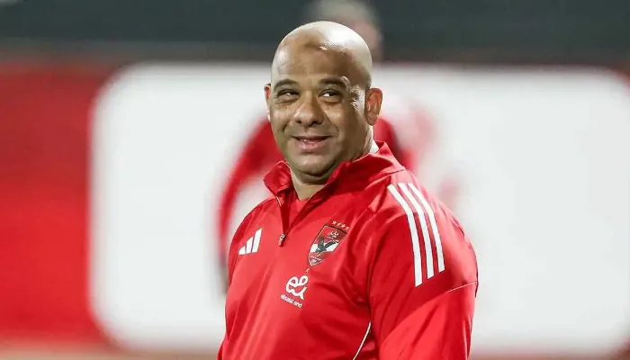 الأهلي يحسم موقفه النهائي من إقالة وليد صلاح الدين