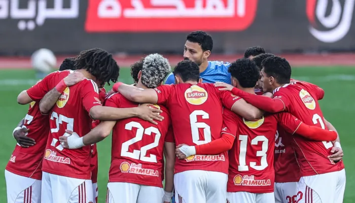 قد تكون أولى صفقات الصيف.. الأهلي يتحرك لضم محترف مصر في روسيا