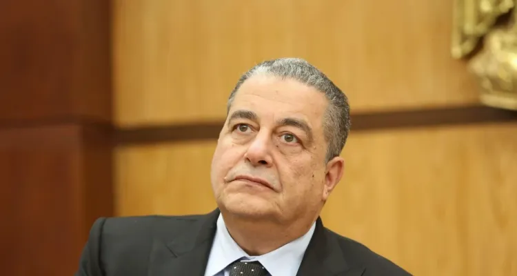 الأهلي يتخذ قرارًا عاجلاً بشأن رواتب اللاعبين