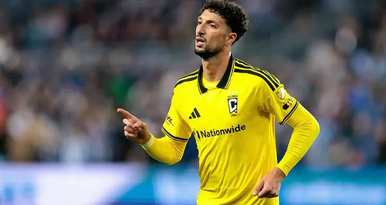 تفاصيل صادمة في طريقة رحيل وسام أبو علي من الأهلي