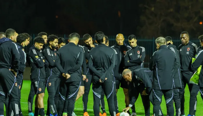 "استمتعتم بالإجازة؟".. رسالة مفاجئة من توروب للاعبي الأهلي بعد صدمة الترجي