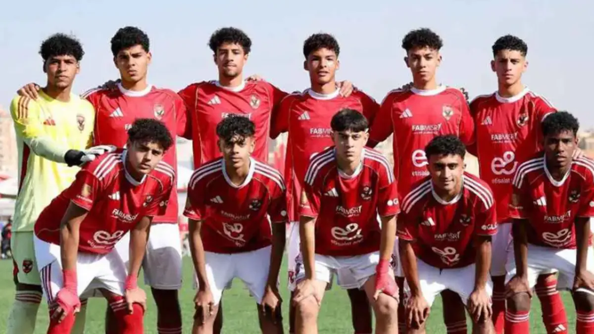 على خطى حمزة عبد الكريم.. موهبة الأهلي تقترب من الاحتراف في الدوري الإسباني