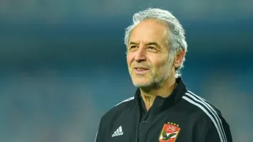 شكاوى وتصعيد للفيفا.. تطورات صادمة بشأن مستحقات جهاز كولر في الأهلي