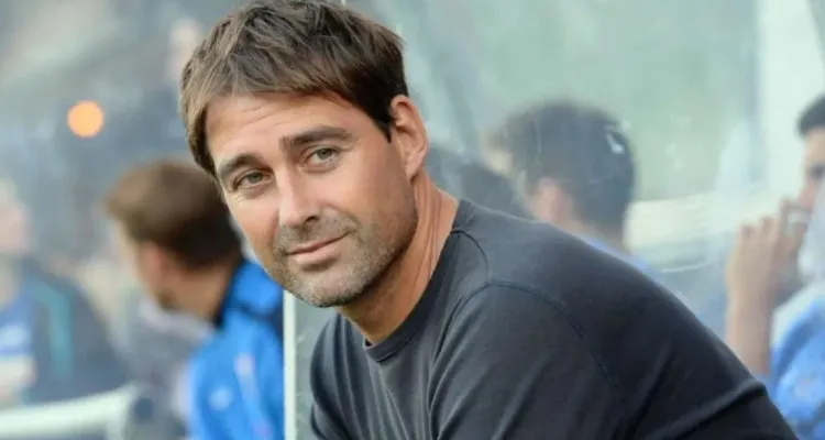 مش هيتجوز على مراته وتطلع هي هي".. تعليق ناري من شوبير على عودة فايلر إلى الأهلي