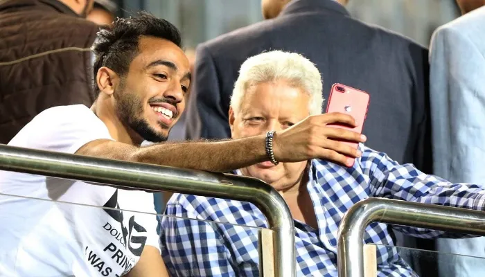 "أهلاوي من يومه".. مرتضى منصور يكشف سبب انضمام كهربا لـ الزمالك