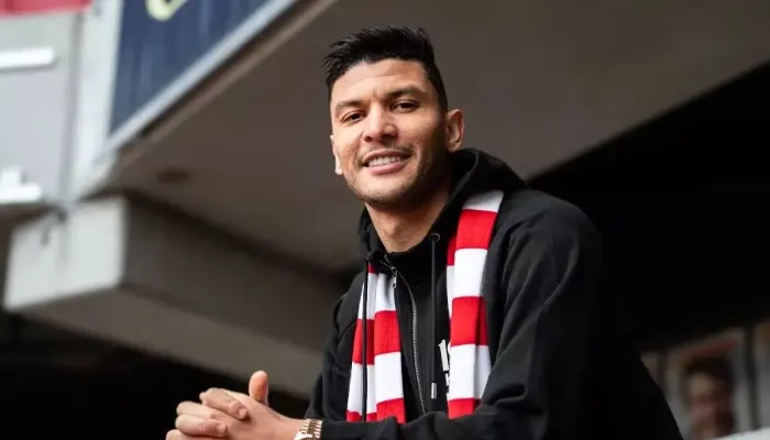 رسميًا.. رحيل أشرف داري من الأهلي إلى كالمار السويدي