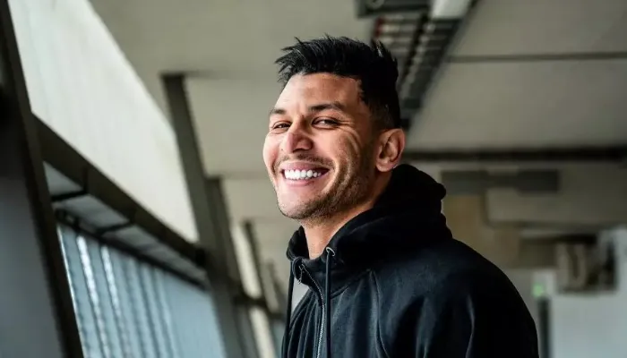 أول تعليق من أشرف داري بعد رحيله عن الأهلي