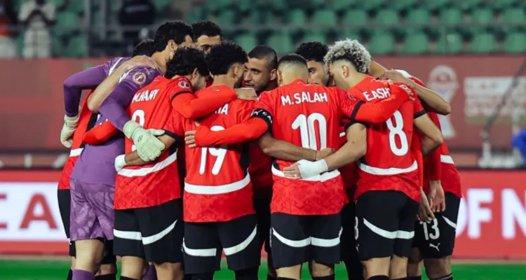 صحيفة ماركا الإسبانية تتغنى بلاعب الأهلي قبل مباراة مصر