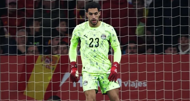 الأعلى تقييما في المباراة.. مصطفى شوبير يتألق في تعادل مصر مع إسبانيا