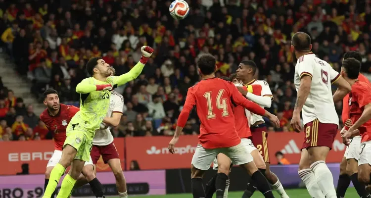 تقييمات لاعبي الأهلي في مباراة مصر وإسبانيا